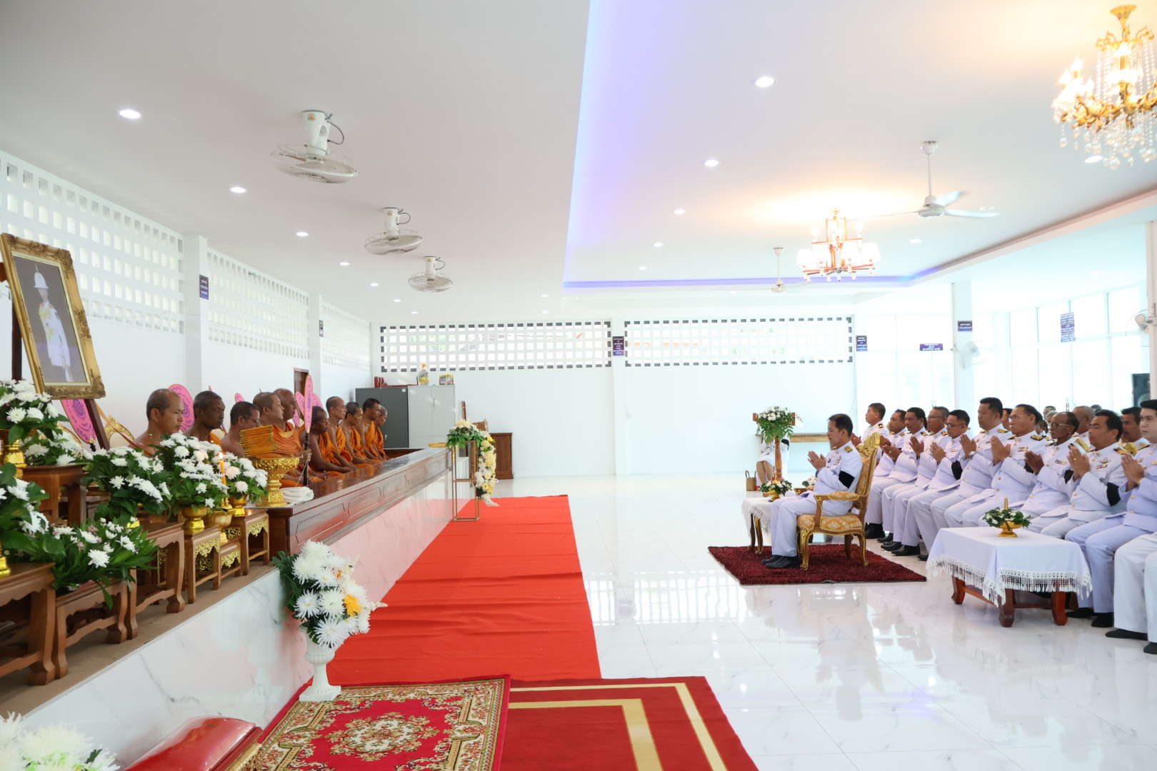 เข้าร่วมพิธีเจริญพระพุทธมนต์และทำบุญตักบาตรถวายพระกุศล เนื่องในโอกาสฉลองพระชนมายุ ๙๙ พรรษา สมเด็จพระอริยวงศาคตญาณ สมเด็จพระสังฆราช สกลมหาสังฆปริณายก ๒๖ มิถุนายน ๒๕๖๙ และน้อมรำลึกในพระกรุณาธิคุณ และถวายพระกุศลแด่ สมเด็จพระเจ้าลูกเธอ เจ้าฟ้าพัชรกิติยาภา นเรนทิราเทพยวดี กรมหลวงราชสาริณีสิริพัชร มหาวัชรราชธิดา
ณ วัดห้วยลึก หมู่ที่ ๑ ตำบลดอนทราย อำเภอปากพะยูน จังหวัดพัทลุง